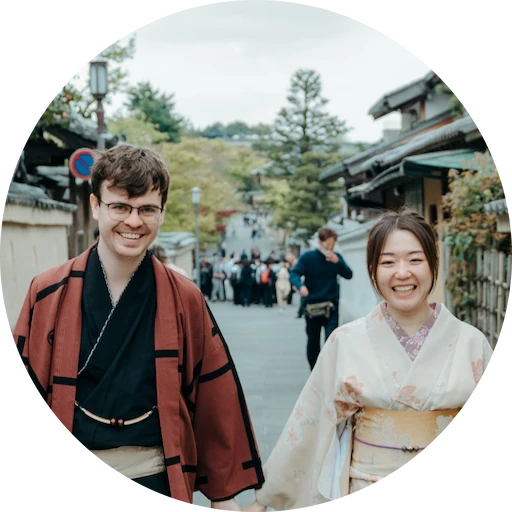 jane and eric in kimonos